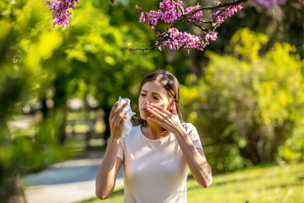 Seasonal Allergies in NJ: How an ENT Specialist Can Help